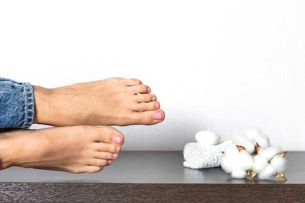 Причины появления пота и запаха ног