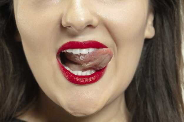 Причины трескания губ в уголках рта